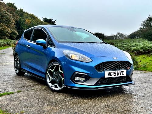 Used Car for sale by K and M Car Sales Ltd - Ford Fiesta 1.5T EcoBoost ST-3